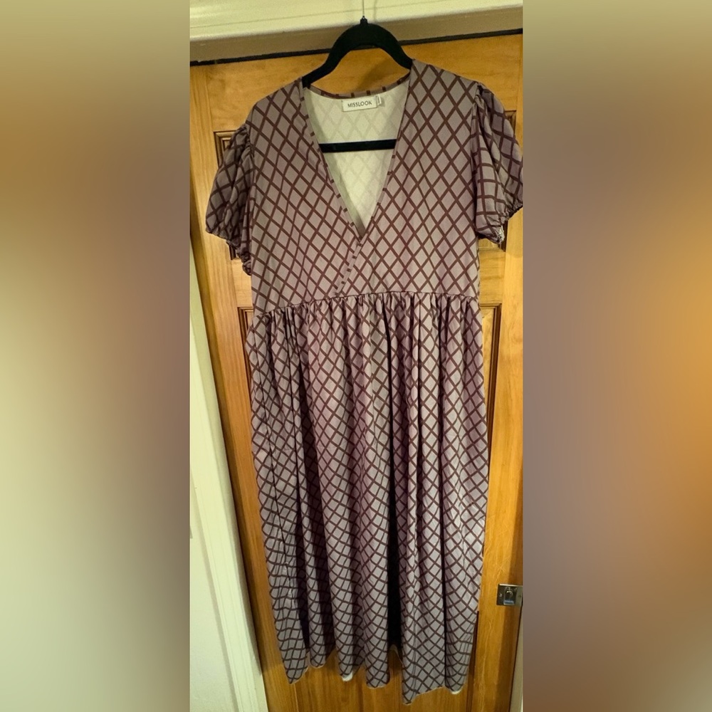 MISSLOOK Mauve Dress with Brown Lattice Print